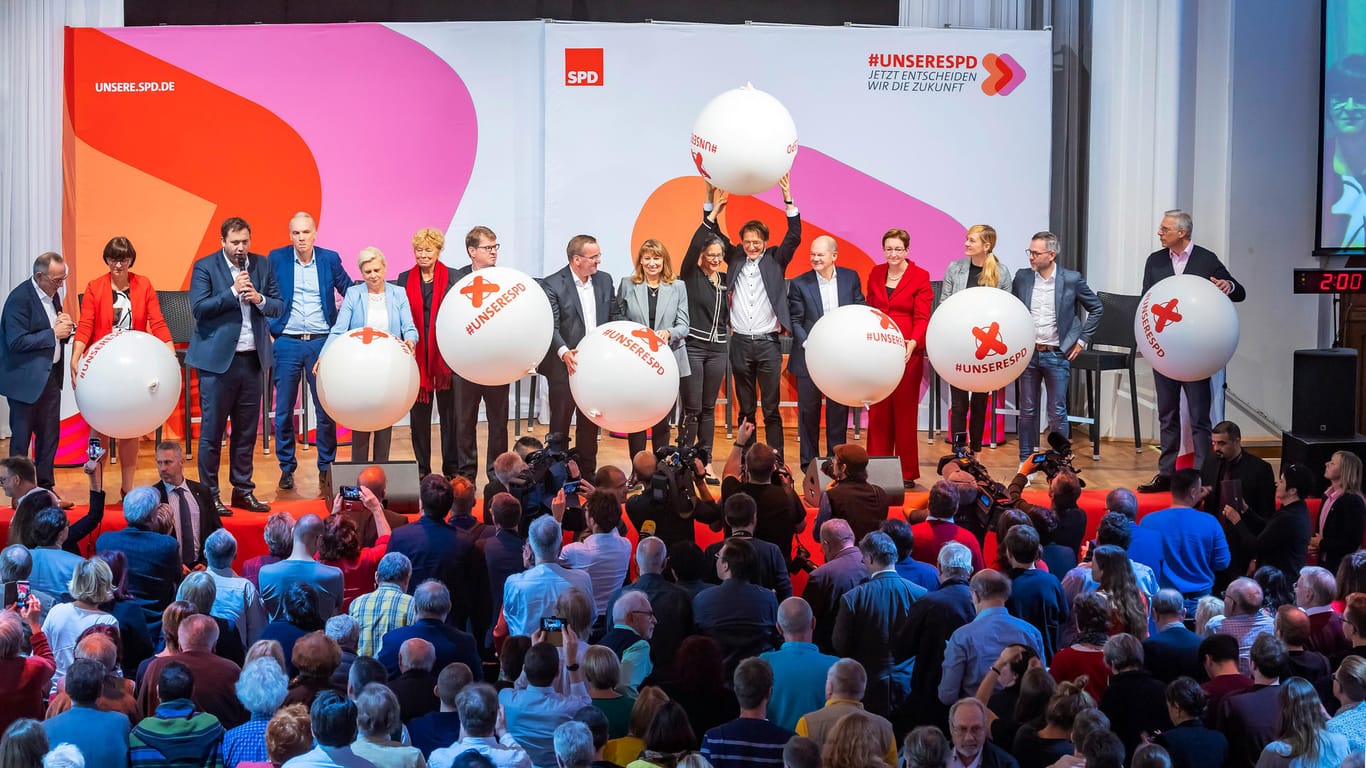 SPD-Regionalkonferenz in München: Ab morgen stimmen die Mitglieder über die Kandidaten-Duos für den neuen Parteivorsitz ab.
