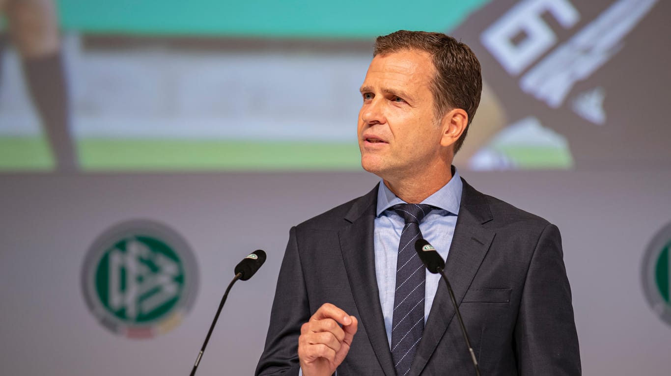 Oliver Bierhoff auf dem DFB-Bundestag Ende September: Der DFB-Manager denkt über eine Drittliga-Reform nach.
