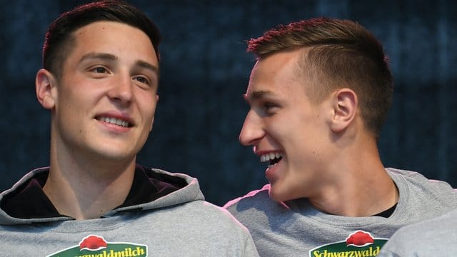 Keven (l) trifft auf seinen Bruder Nico Schlotterbeck.