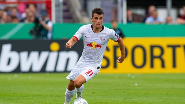 Soll für RB Leipzig in der virtuellen Bundesliga aktiv werden: Diego Demme. Soll für RB Leipzig in der virtuellen Bundesliga aktiv werden: Diego Demme.
