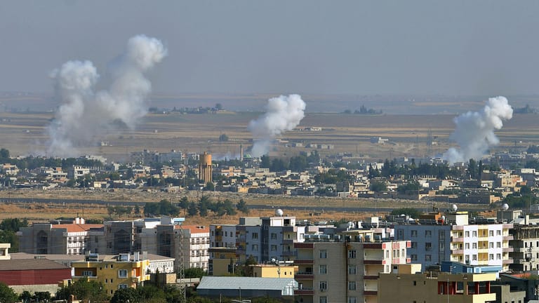 Bombeneinschläge in Ras al-Ain: Die türkische Armee ist in den Kurdengebieten auf dem Vormarsch.