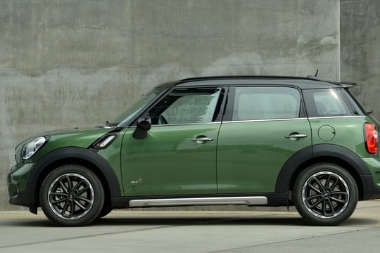 Mini-SUV: Der Mini Countryman ist aktuell in zweiter Generation auf dem Markt, die erste (Bild) lief von 2010 bis 2017 vom Band.