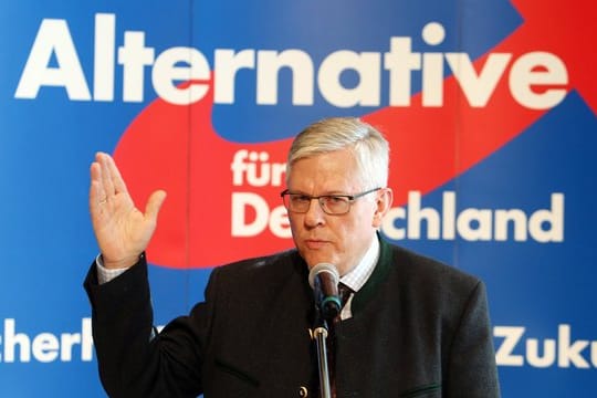 Der AfD-Landtagsabgeordnete und Leipziger Stadtrat Roland Ulbrich sorgt mit Äußerungen zum Terroranschlag in Halle für Empörung.