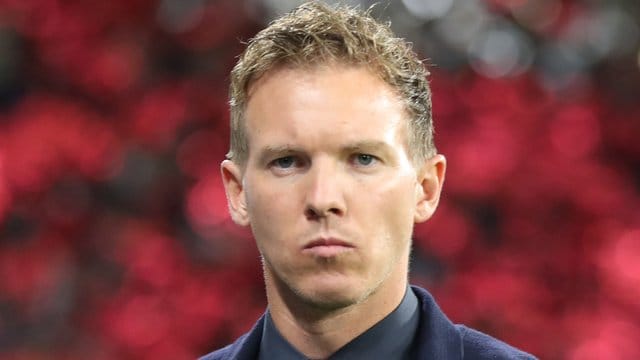 Für Leipzigs Trainer Julian Nagelsmann ist schöner Fußball grundsätzlich offensiv ausgerichtet. Für Leipzigs Trainer Julian Nagelsmann ist schöner Fußball grundsätzlich offensiv ausgerichtet.