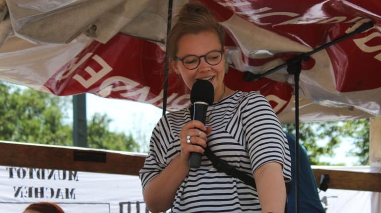 Linke Aktivistin Kenja Felger: Sie planen eine Revolution.