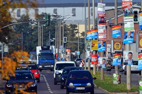 Wahlplakate in Erfurt: Thüringen wählt am 27.