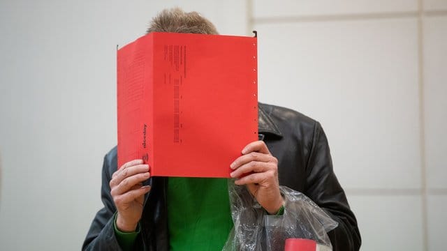 Angeklagter im Amtsgericht Bielefeld Angeklagter im Amtsgericht Bielefeld