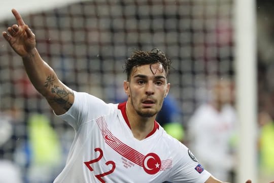 Kaan Ayhan traf für die Türkei.