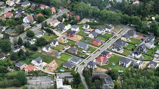 Durchbruch bei der Grundsteuer: Bundestag verabschiedet Grundgesetzänderung.