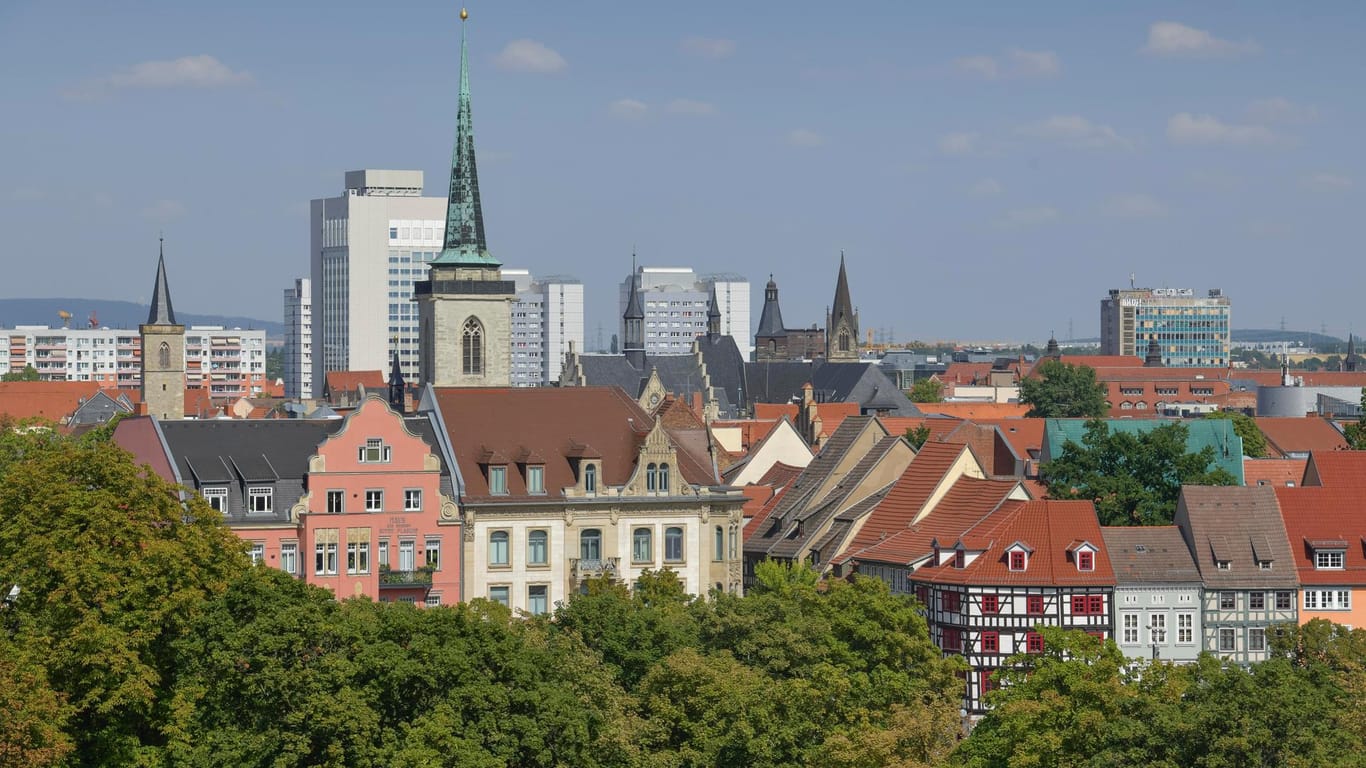Stadtpanorama von Erfurt: Die Stadt will nun die Neugestaltung der Grünanlage Blumenstraße in Angriff nehmen.
