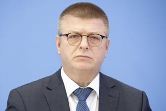 Thomas Haldenwang: Der Präsident des Verfassungsschutzes warnt vor dem "AfD-"Flügel".