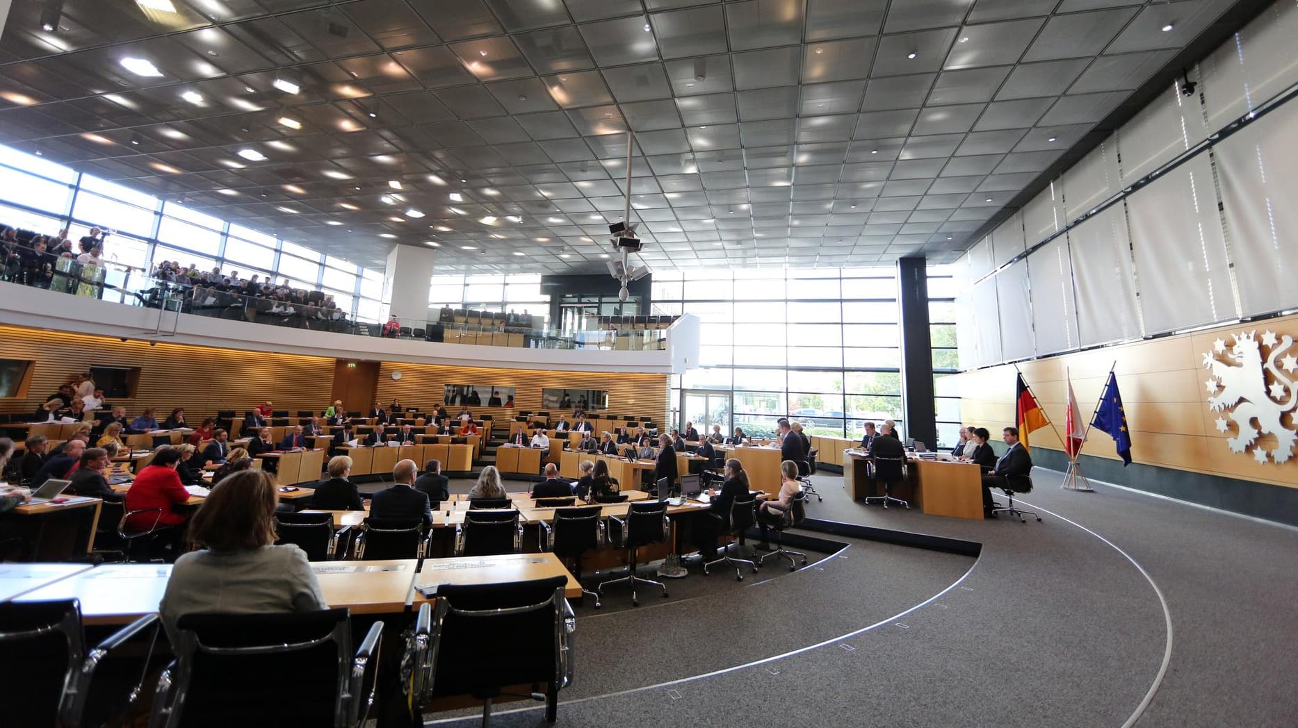 Das Plenum im Thüringer Landtag: Wer zieht in den Thüringer Landtag ein?