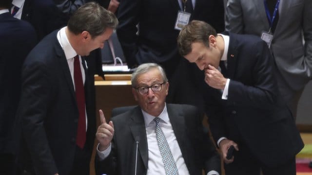 Sein letzter EU-Gipfel: Jean-Claude Juncker (M.