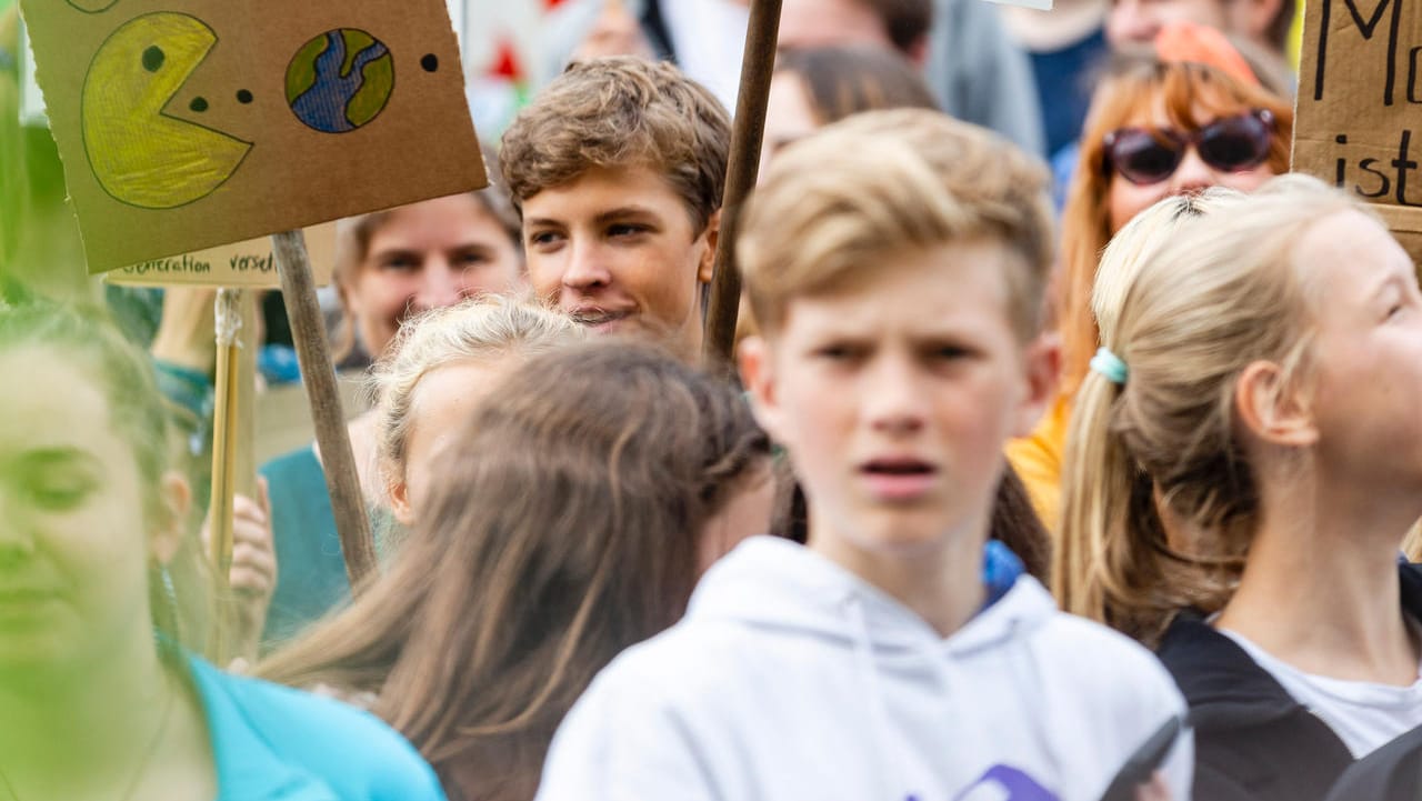 Schüler protestieren: Ende September demonstrierten sie in Oldenburg, im Rahmen des internationalen Klimastreiks von Fridays for Future, gegen Klimawandel und Erderwärmung.