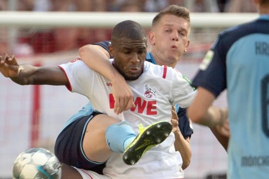 Der Kölner Anthony Modeste (l) ist noch nicht in Fahrt gekommen in dieser Saison.