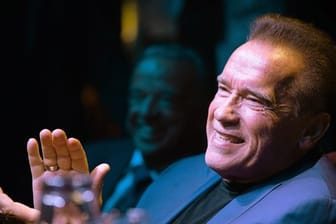 Arnold Schwarzenegger treibt noch heute Bodybuilding.