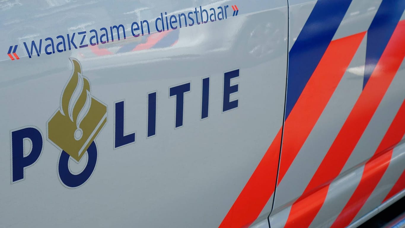 Niederländisches Polizeiauto: Der Mann in Deventer wurde festgenommen. (Symbolfoto)