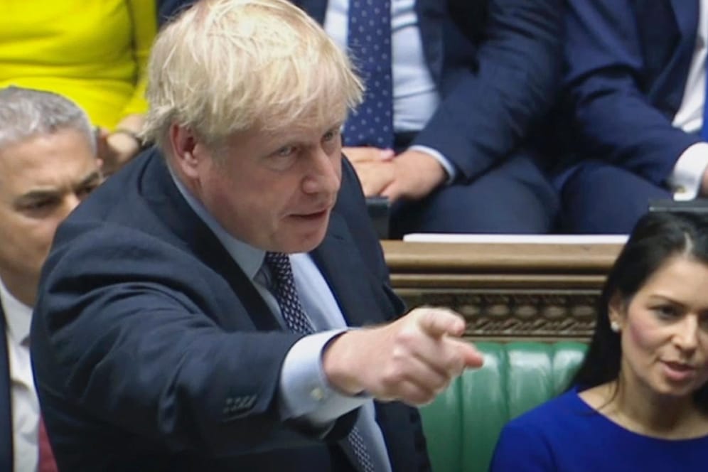 Der britische Premierminister Boris Johnson in einer Debatte im britischen Unterhaus.