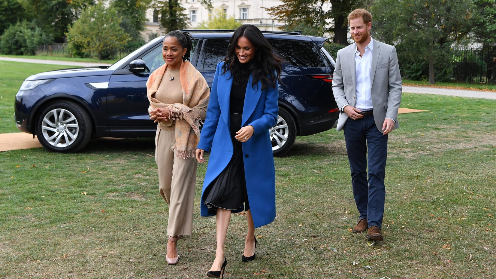 Doria Ragland mit Tochter Meghan und Schwiegersohn Harry: Die drei sollen gemeinsam im November Zeit in Kalifornien verbringen.