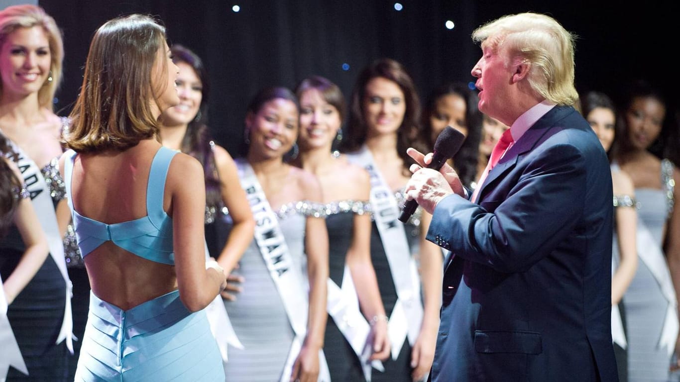 Donald Trump bei einem "Miss Universe"-Wettbewerb: Damals Minderjährige erheben Vorwürfe gegen den heutigen US-Präsidenten.