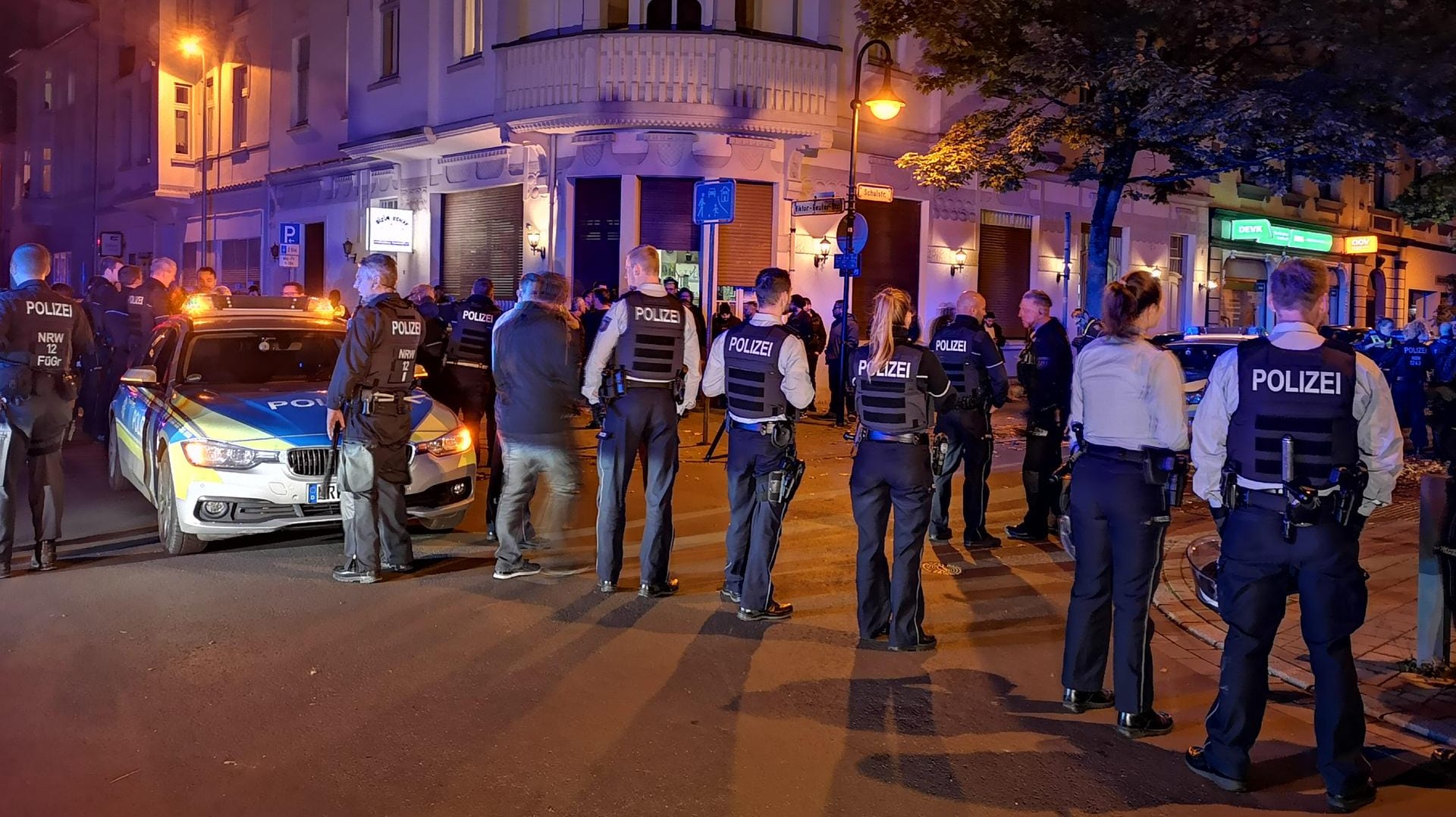 Polizei in Herne: Vor einem türkischen Cafe kam es zu einer Auseinandersetzung zwischen Türken und Kurden.