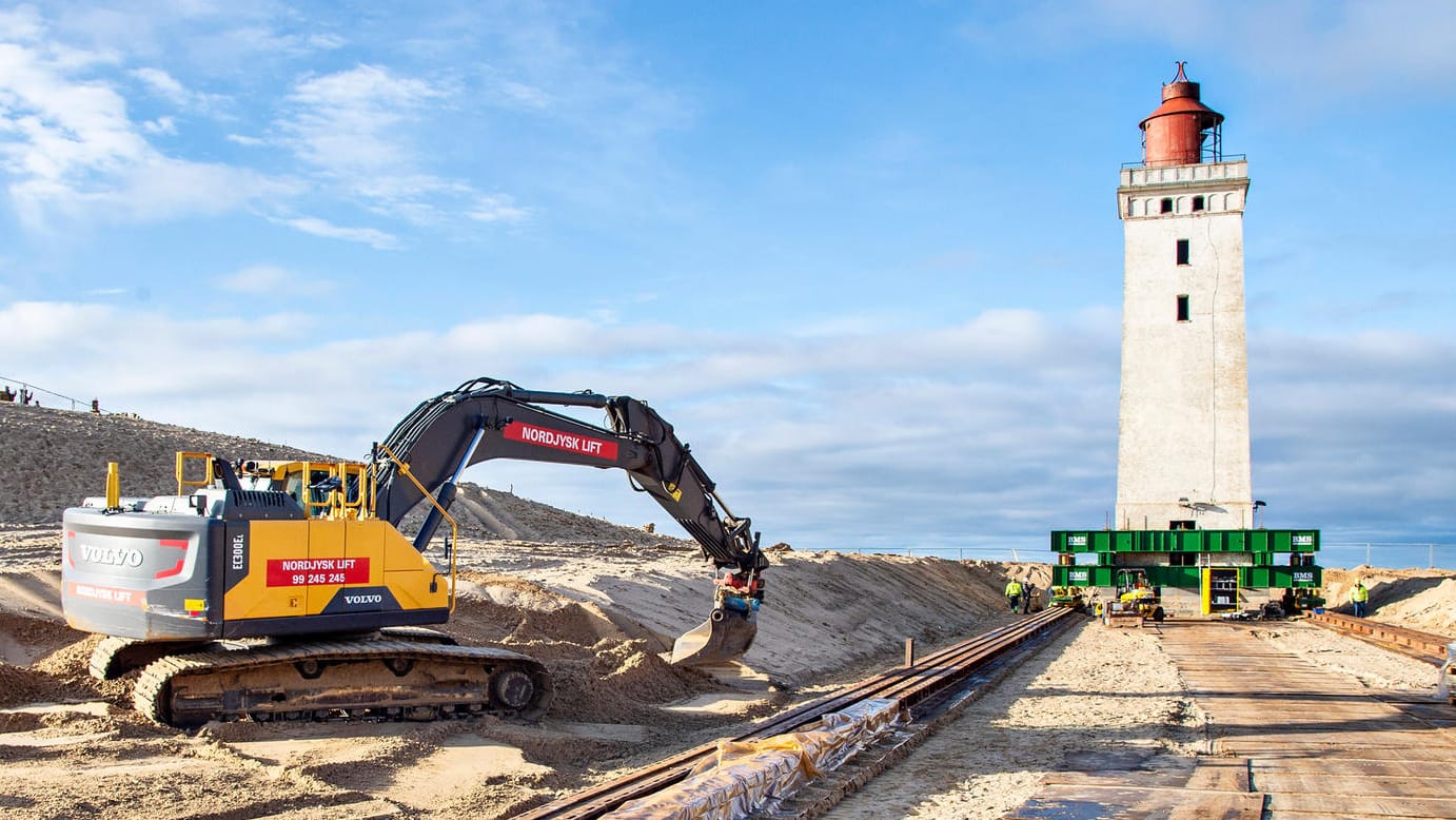 Bewegungsschienen für den Leuchtturm: Das 700 Tonnen schwere Gebäude musste umziehen.