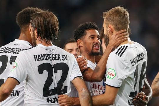 Der HSV führt die Tabelle der 2.