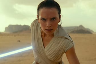 Daisy Ridley in der Rolle der Rey: Im neuen "Star Wars" bekommt sie es wohl nicht nur mit ihrem Erzfeind Kylo Ren zu tun.