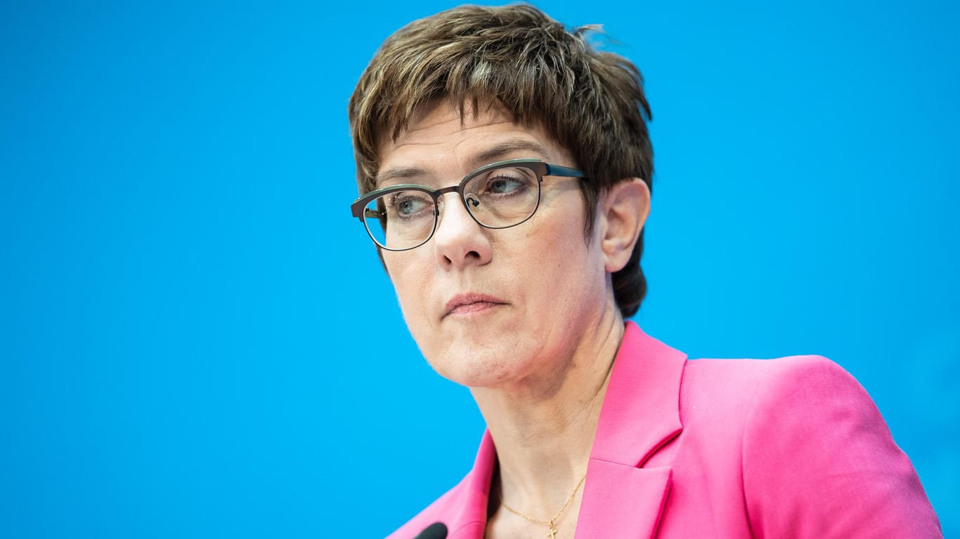 Annegret Kramp-Karrenbauer: Die Verteidigungsministerin will jetzt im Syrienkrieg aktiv werden.