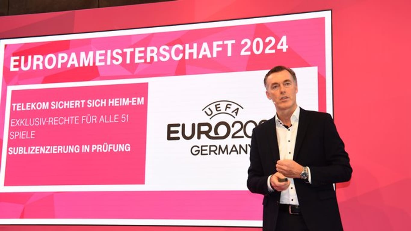 Die Deutsche Telekom hat die exklusiven Übertragungsrechte für die Fußball-EM 2024 erhalten.
