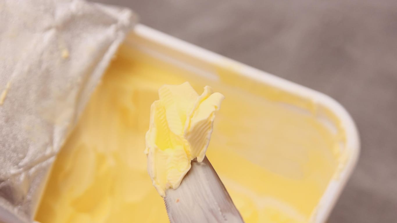 Streichfett: Im Gegensatz zu Butter lässt sich das Fett gut verstreichen.