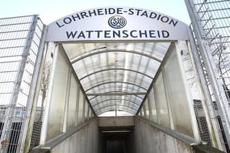 Im Lohrheide-Stadion in Wattenscheid findet kein Viertliga-Fußball mehr statt.