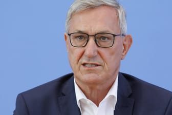 Bernd Riexinger: Der Linken-Chef kritisiert die Aussagen von Olaf Scholz und die Klimapolitik der großen Koalition.