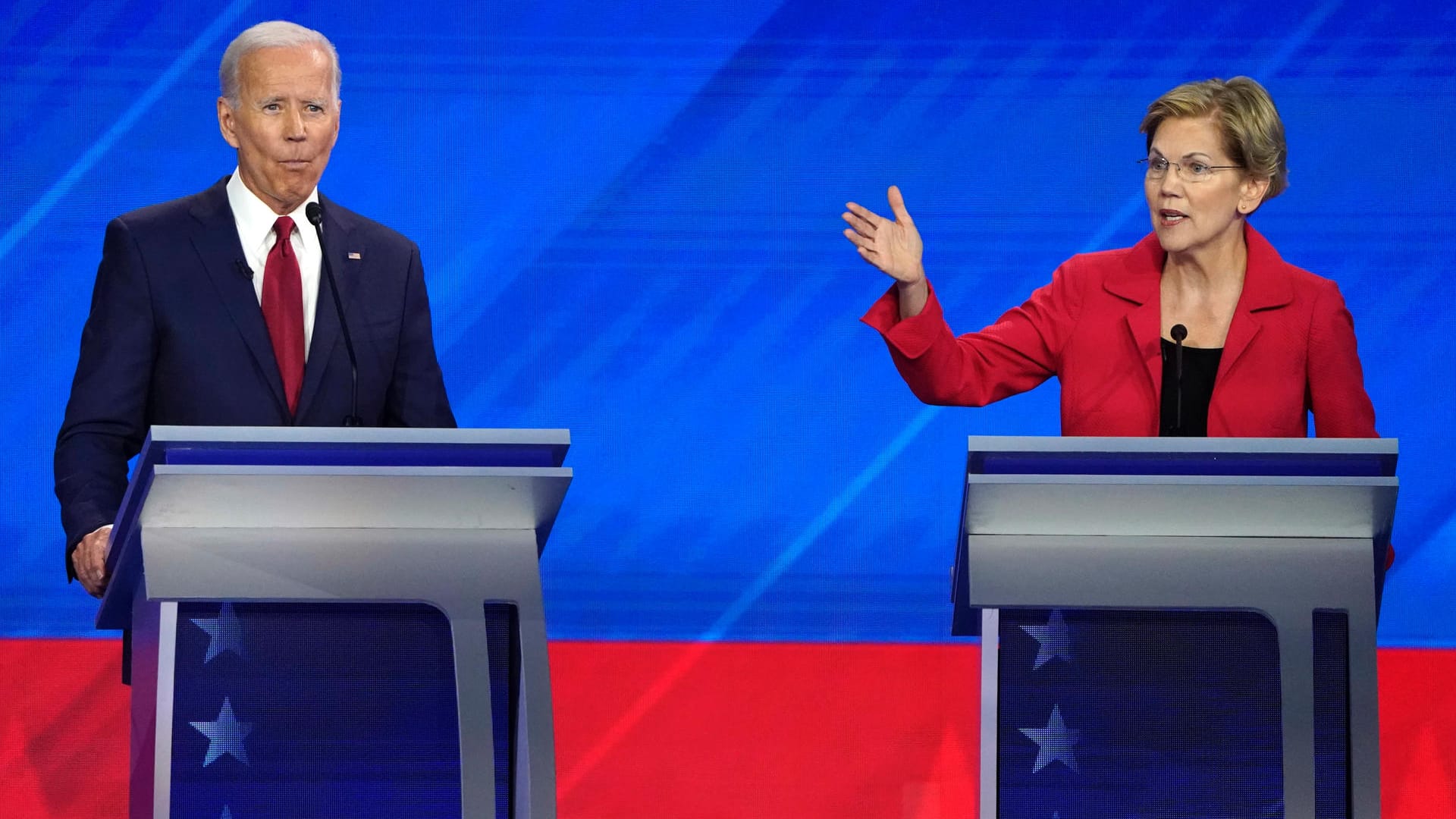 Joe Biden, Elizabeth Warren bei der TV-Debatte: In manchen Umfragen hat sie ihn überholt.