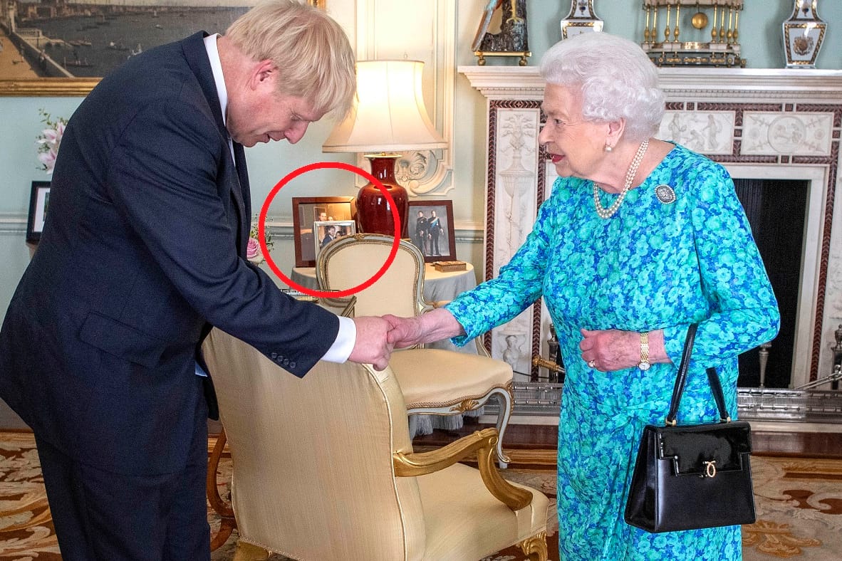 Im Juli 2019 mit Boris Johnson: Im Hintergrund ist das Bild noch zu sehen.