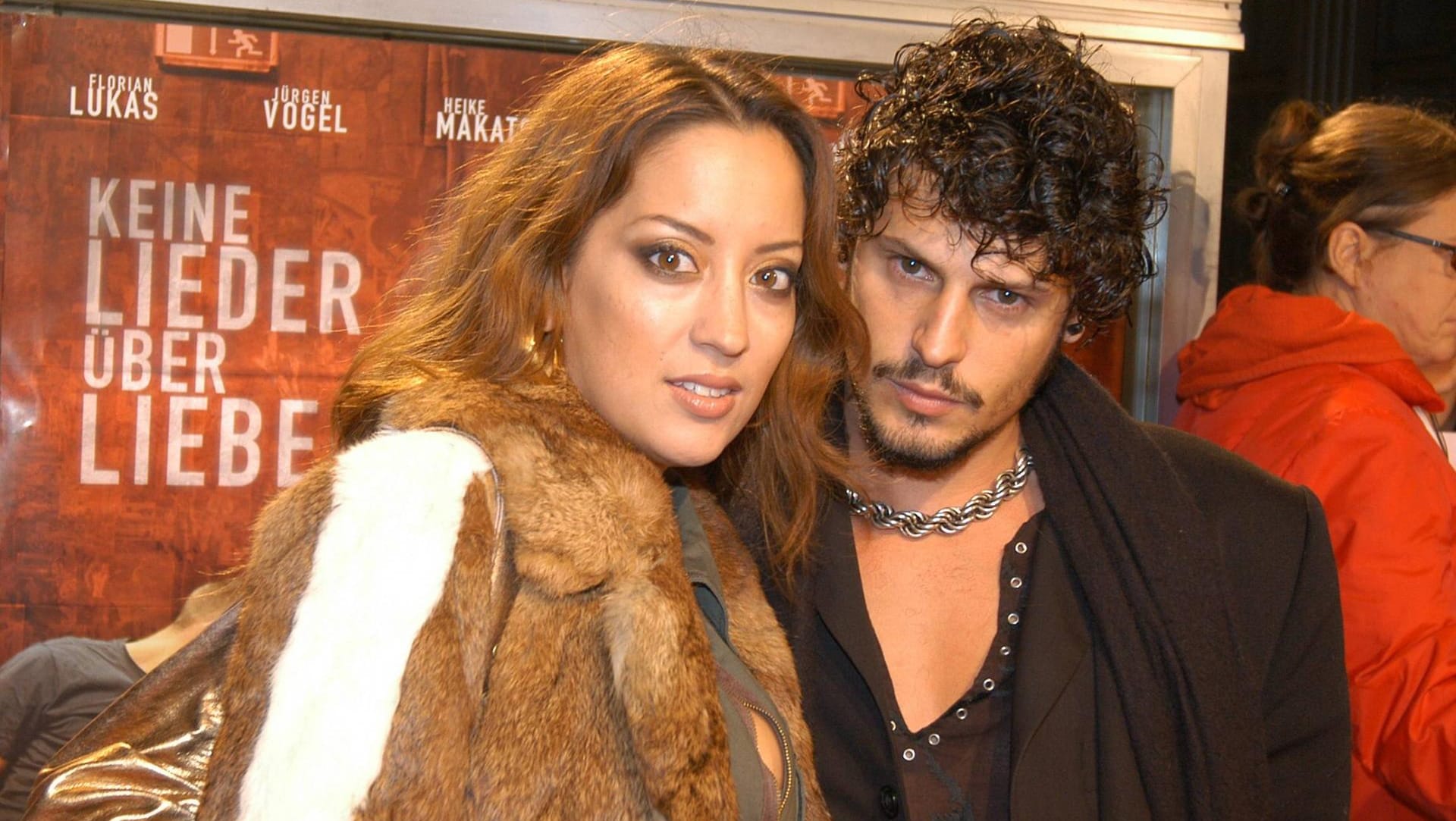 Miyabi Kawai und Manuel Cortez: Hier sind die beiden bei einer Veranstaltung im Jahr 2005 zu sehen. Zu dieser Zeit waren sie frisch zusammen.