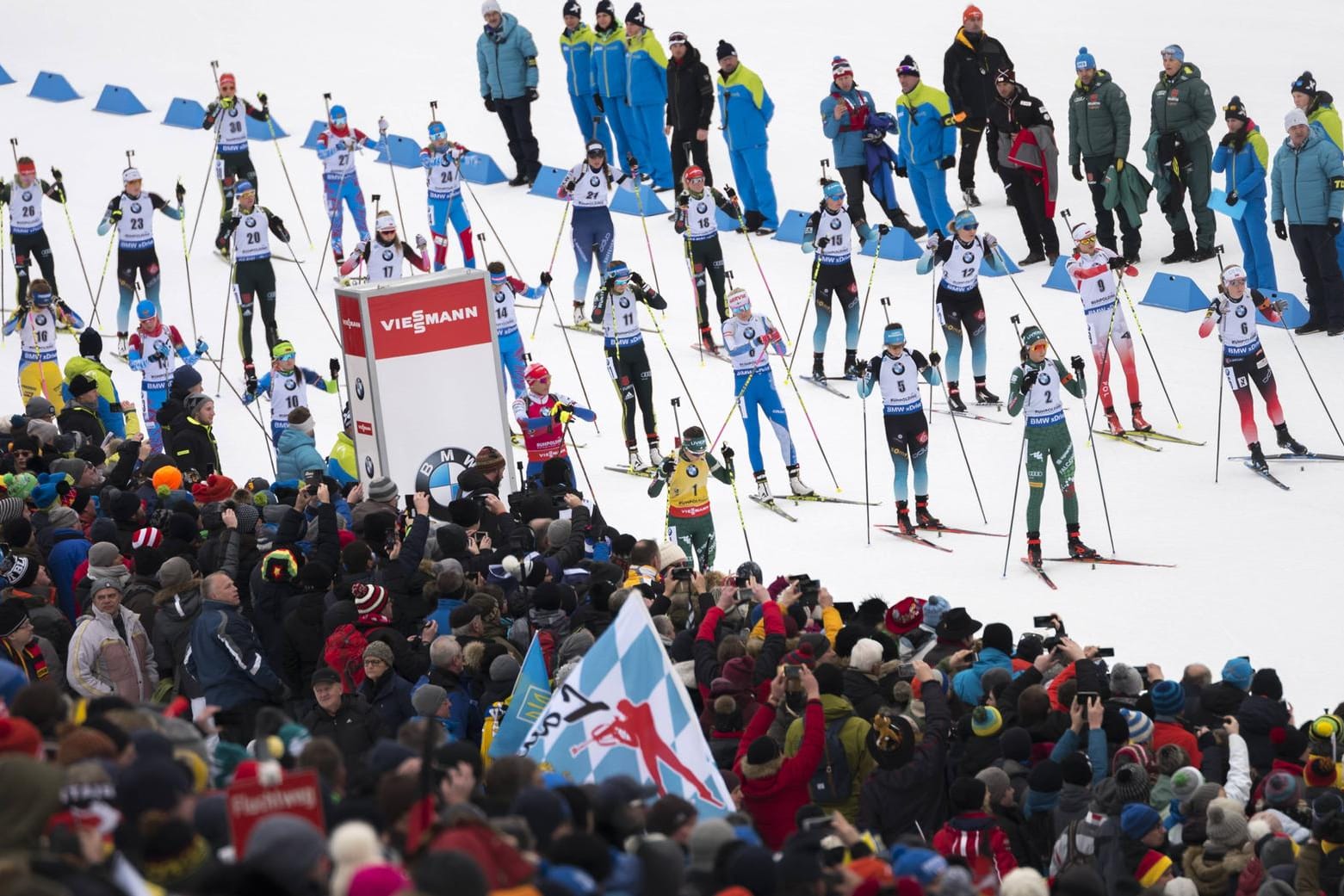 Massenstart der Frauen: Letzte Saison absolvierte Franziska Preuß die 12,5 Kilometer in Ruhpolding am schnellsten.