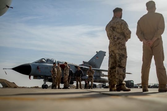 Vom Luftwaffenstützpunkt Al-Asrak in Jordanienn starten die Tornado-Aufklärungsflugzeuge während der Mission "Counter Daesh" in Richtung Syrien.
