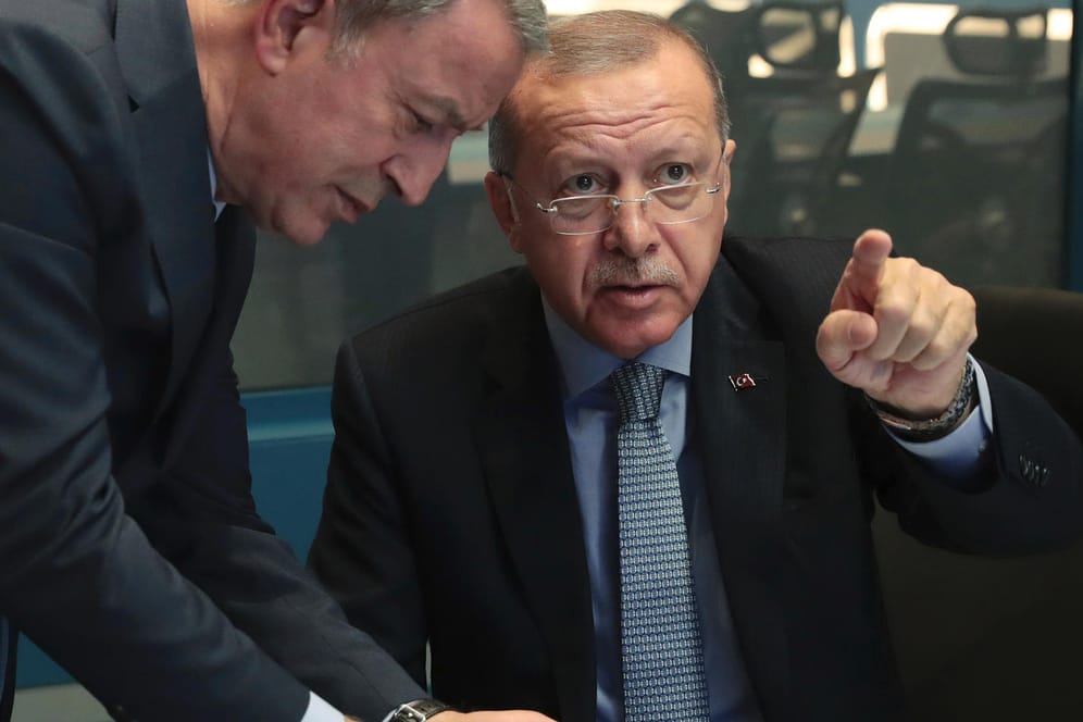 Recep Tayyip Erdogan hat der Europäischen Union erneut damit gedroht, Flüchtlinge nach Europa durchzulassen.