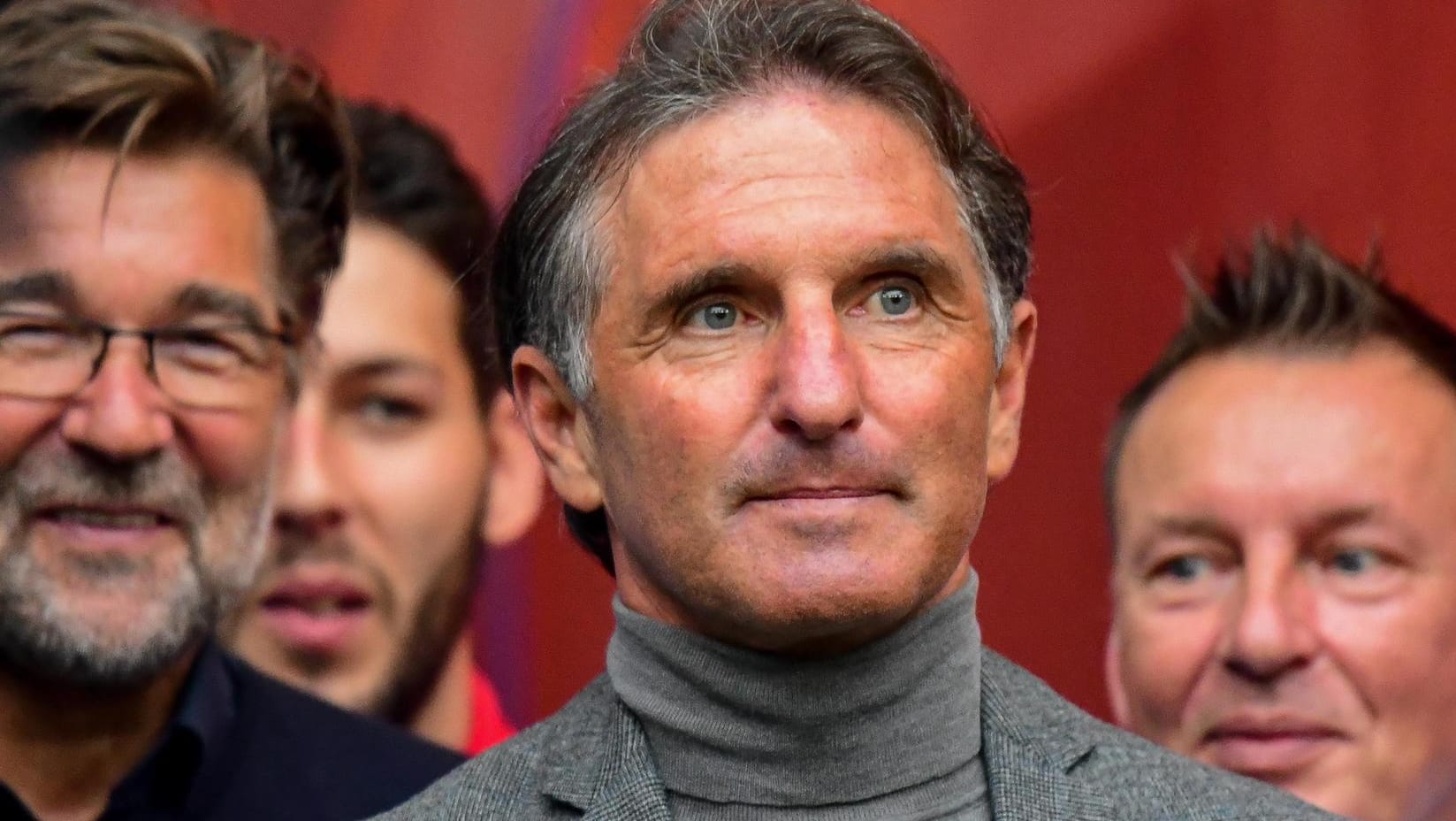 Bruno Labbadia: Der Trainer stand sowohl beim HSV als auch beim VfB an der Seitenlinie. Bruno Labbadia: Der Trainer stand sowohl beim HSV als auch beim VfB an der Seitenlinie.
