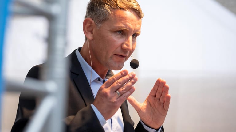 Björn Höcke bei einer Wahlkampfveranstaltung: Der Spitzenkandidat der Thüringer AfD ist wegen seiner Mitgliedschaft beim rechtsnationalen "Flügel" umstritten.
