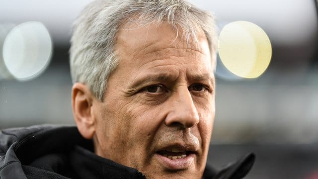 Nicht gerade angetan von der BVB-Trainerdiskussion: Lucien Favre.