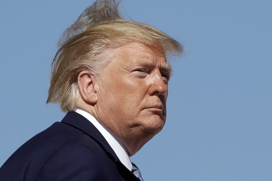Im Finanzjahr 2019 ist das Defizit der US-Regierung auf fast eine Milliarde Dollar gestiegen.
