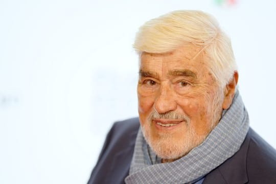 Der Schauspieler Mario Adorf will auch im hohen Alter seine Gelassenheit bewahren.