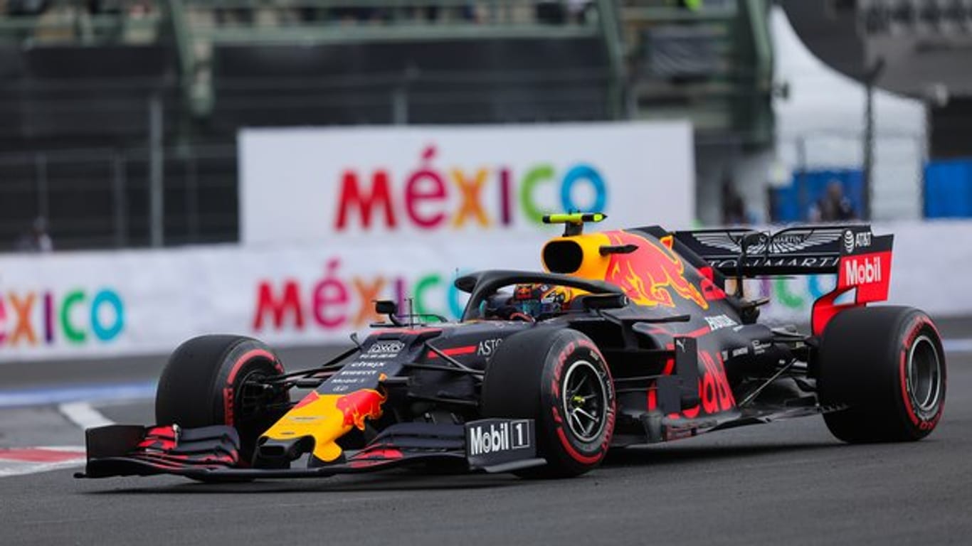Red Bull-Pilot Max Verstappen musste die Pole Position in Mexiko nach einer Strafe wieder abgeben.
