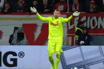 Timo Horn beim Spiel gegen Mainz: Der Torhüter des 1. FC Köln muss sich nach dem Spiel viel Kritik anhören.