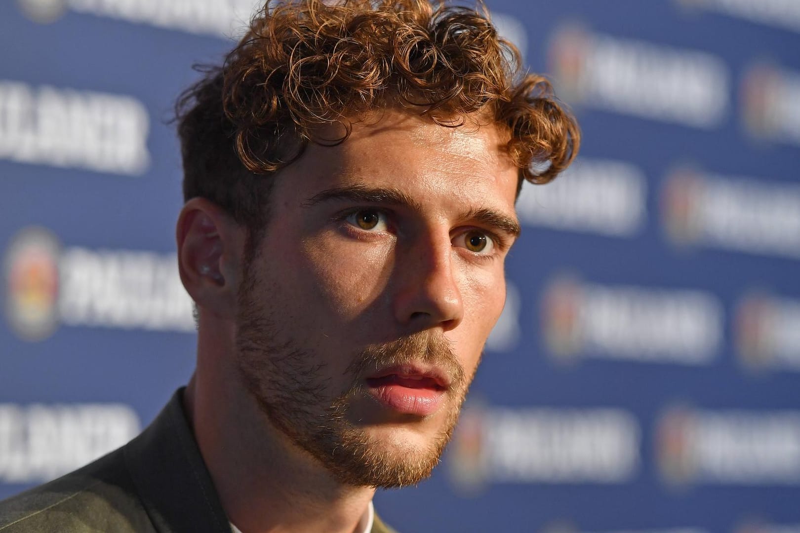 Leon Goretzka: Der Mittelfeld-Star des FC Bayern spricht sich klar gegen Fremdenfeindlichkeit aus.