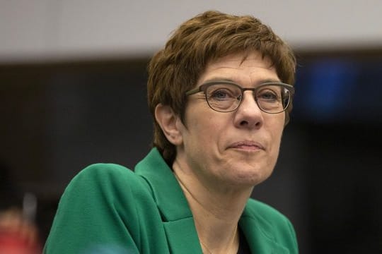 CDU-Chefin Kramp-Karrenbauer hatte vor einer Woche eine Sicherheitszone in Nordsyrien vorgeschlagen.