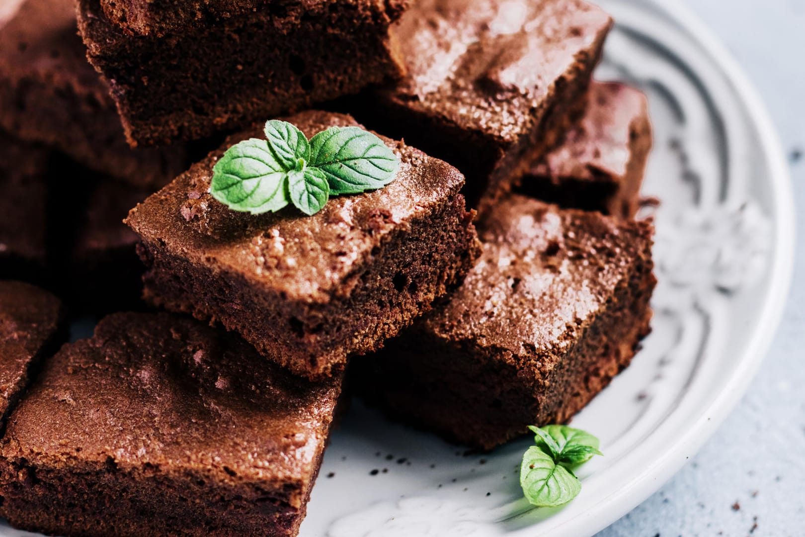 Leckere Brownies: Solches Gebäck wurde bei einer Trauerfeier in Rostock serviert. Leider wurden die Teller vertauscht. (Symbolbild)