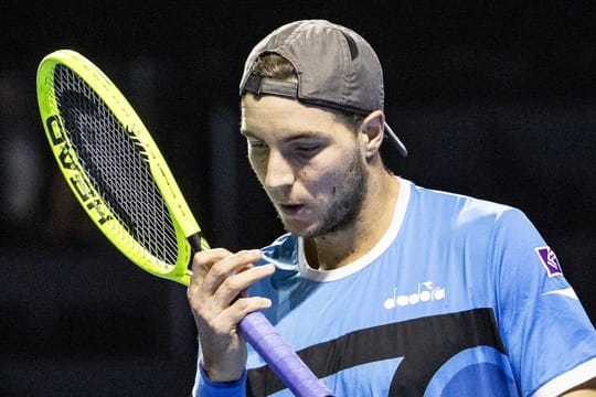 Steht in Paris im Achtelfinale: Jan-Lennard Struff.